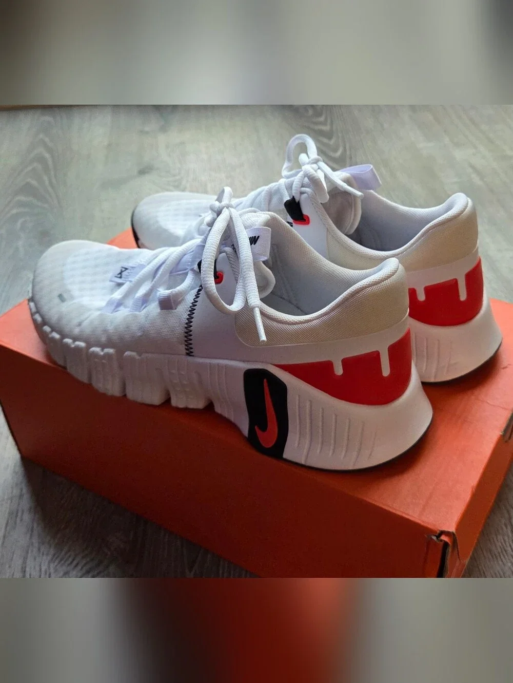 Nike Free Metcon 5 White Athletic Sneakers with Bright Crimson & Black Accent